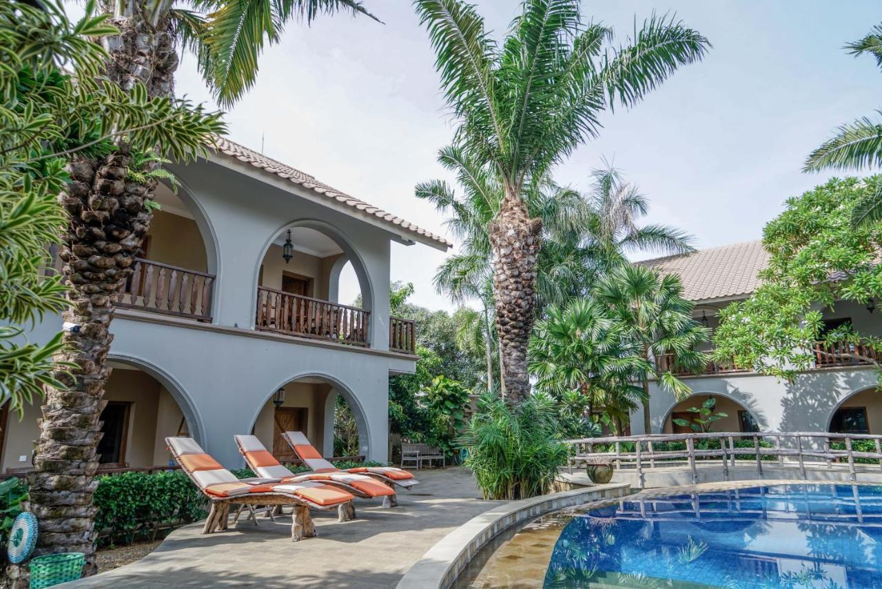 Coconut Lodge Resort Jepara Ngoại thất bức ảnh