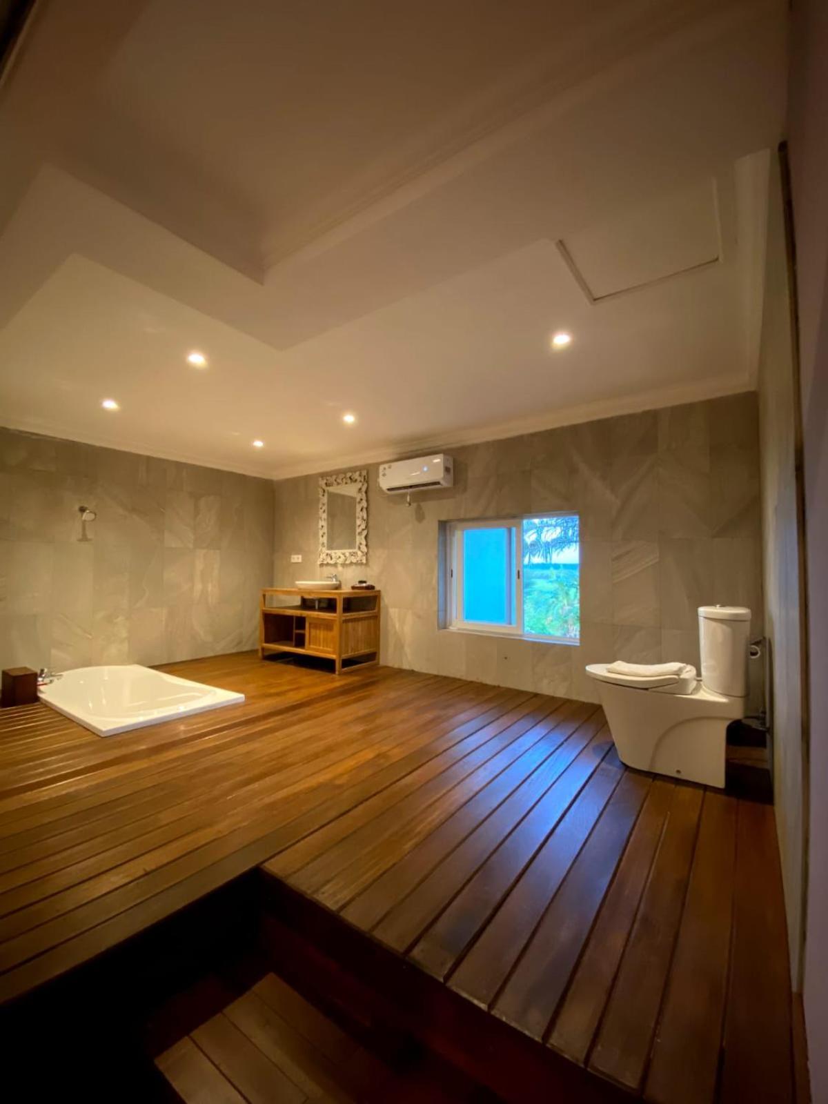 Coconut Lodge Resort Jepara Ngoại thất bức ảnh