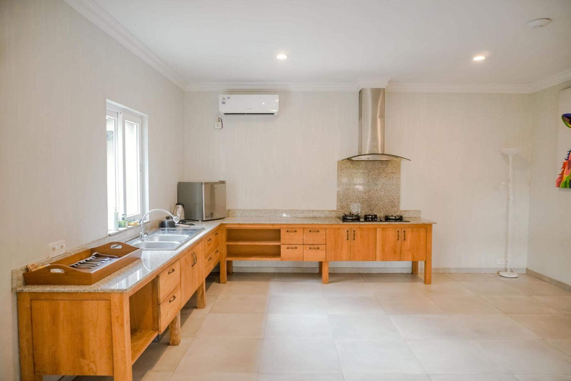 Coconut Lodge Resort Jepara Ngoại thất bức ảnh